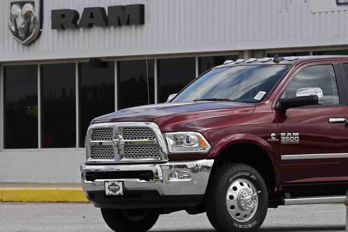 Stellantis, passo indietro sui motori diesel