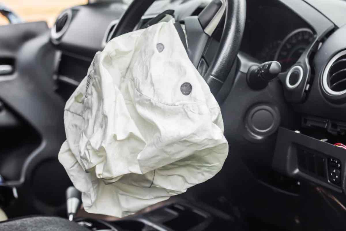Airbag ancora richiami