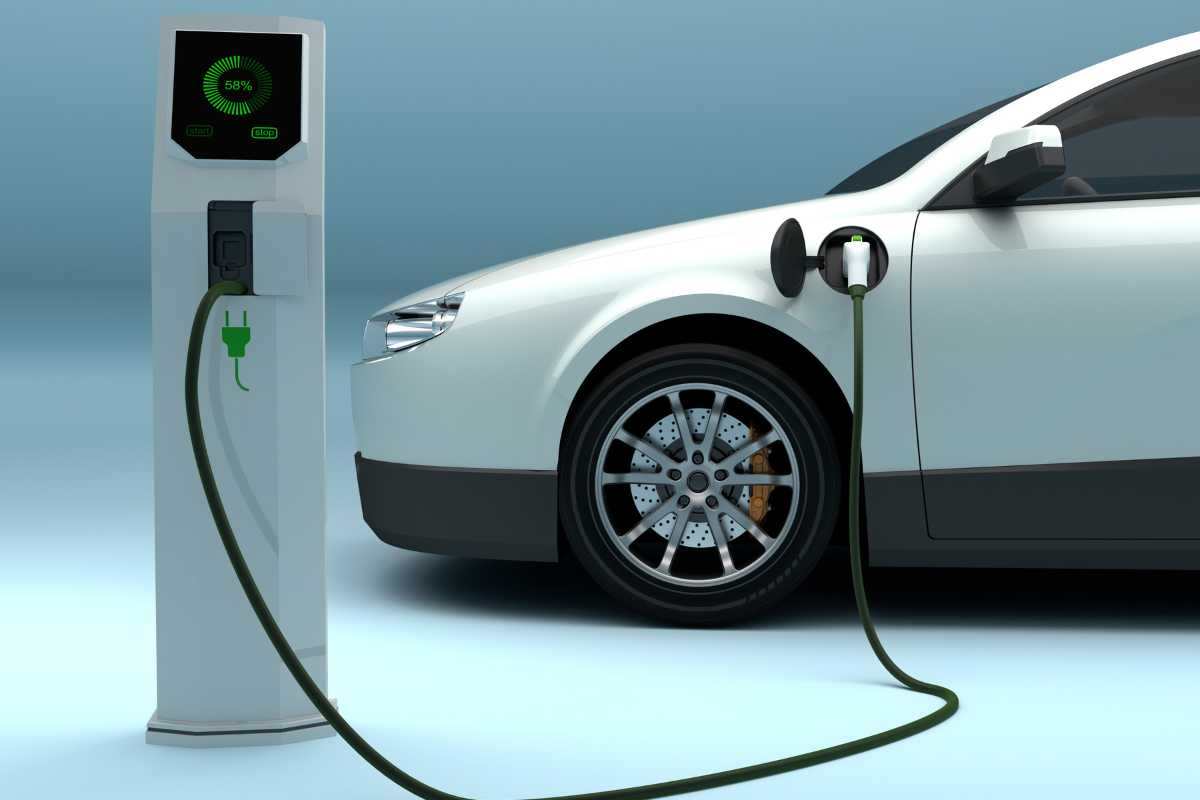 Il problema comune tra auto a benzina ed elettriche