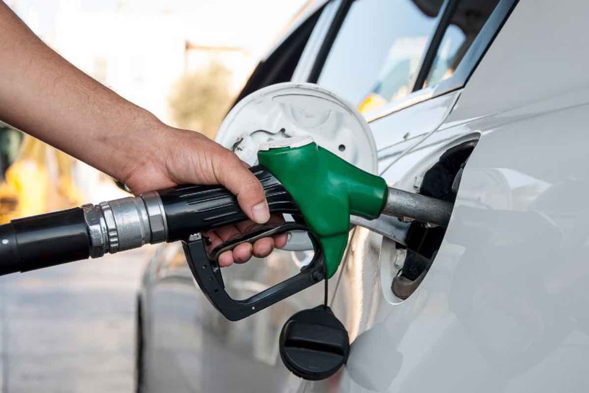 Carburante ecco come risparmiare