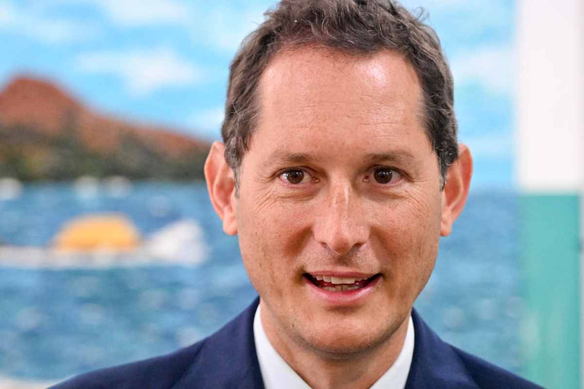 John Elkann mossa sulla FIAT