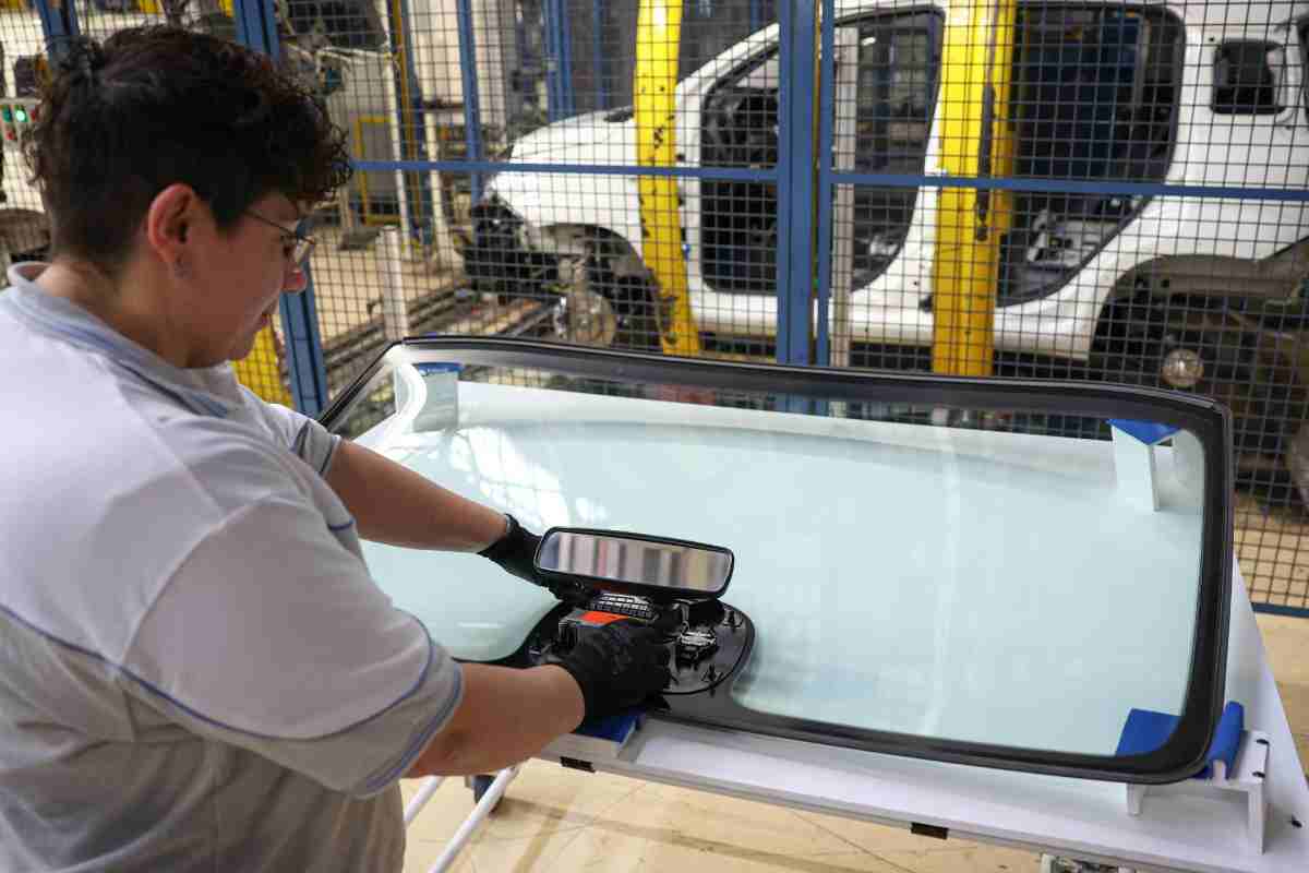 Tegola per i lavoratori Stellantis